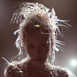 雅典娜遭强高潮开双腿
